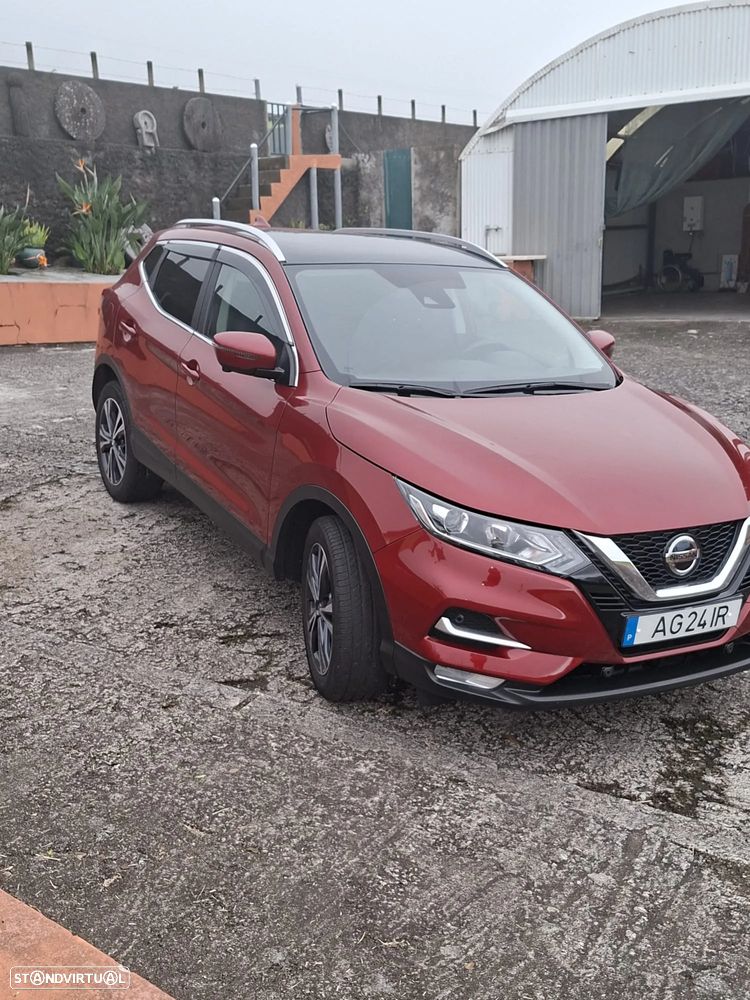 Nissan Qashqai 1.3 DIG-T N-Connecta - 1