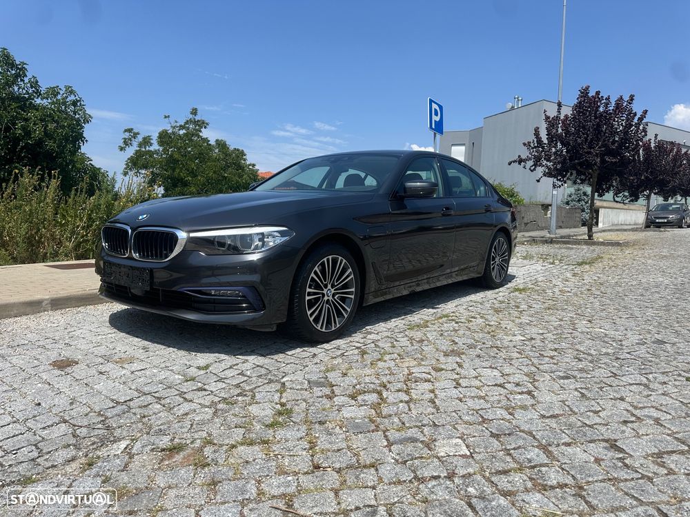 BMW 530 e Line Luxury - 3