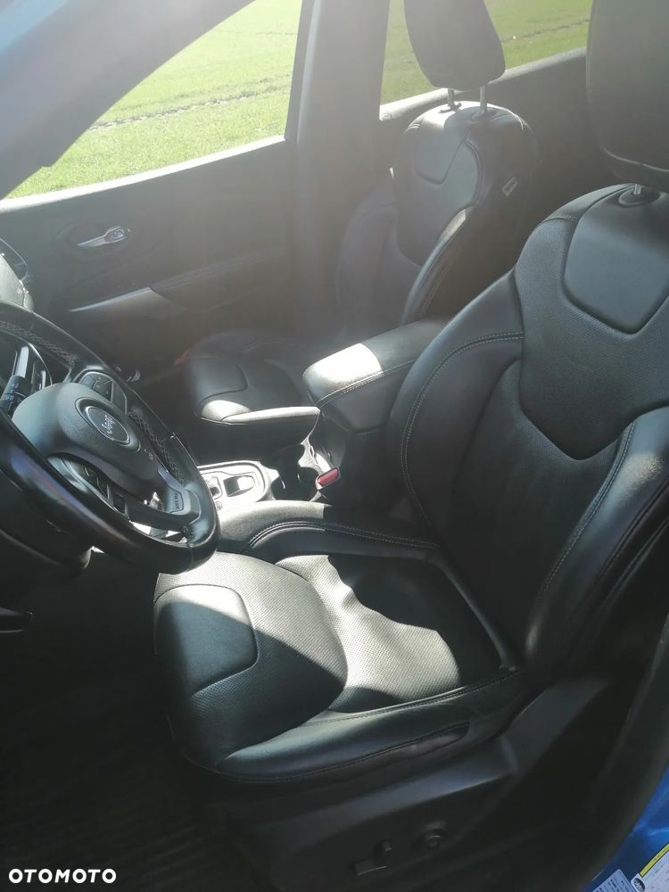 Jeep Cherokee 3.2 V6 Active Drive I Limited - 12