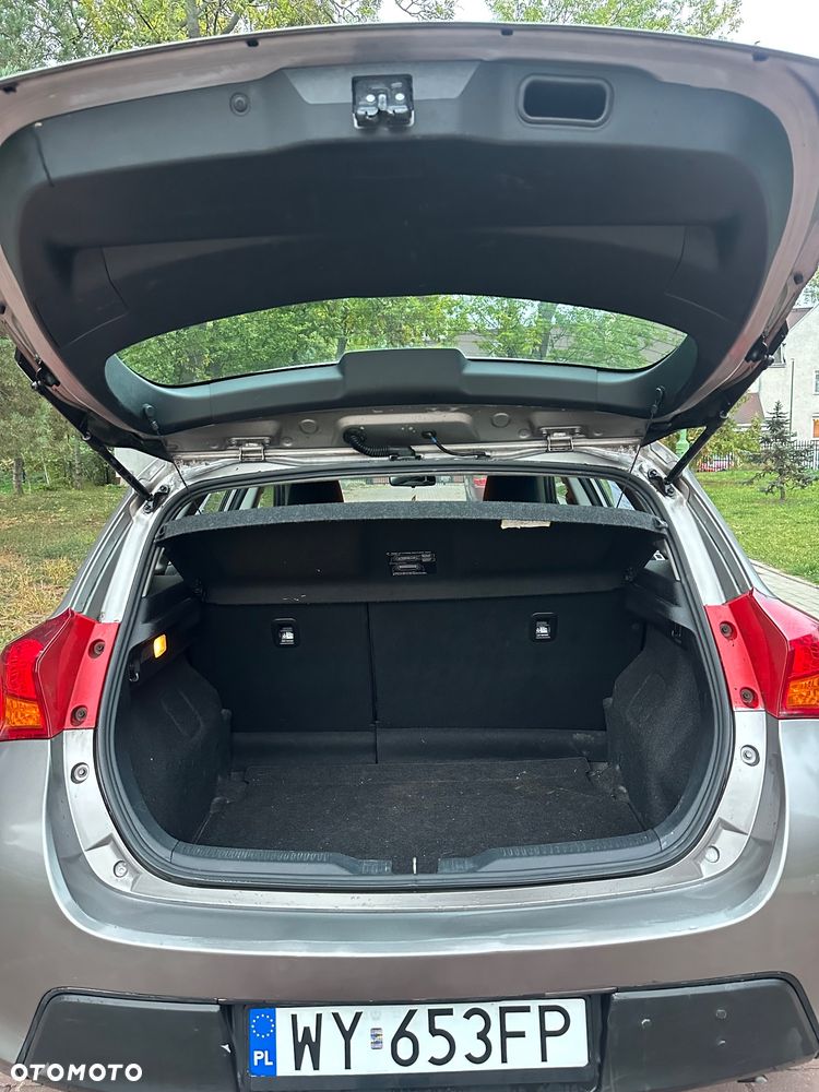 Toyota Auris - 13