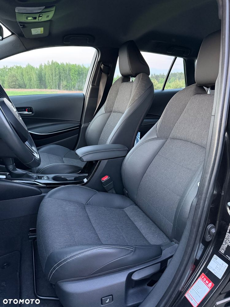 Toyota Corolla 1.8 Hybrid Club - 19