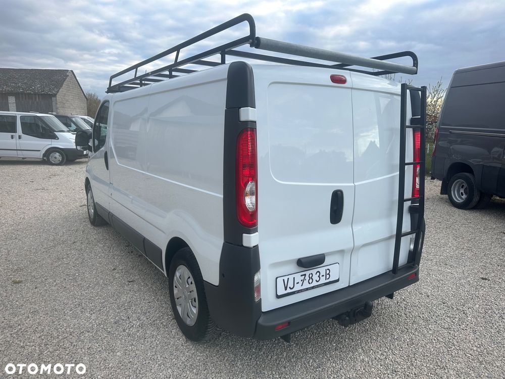 Opel Vivaro - 4