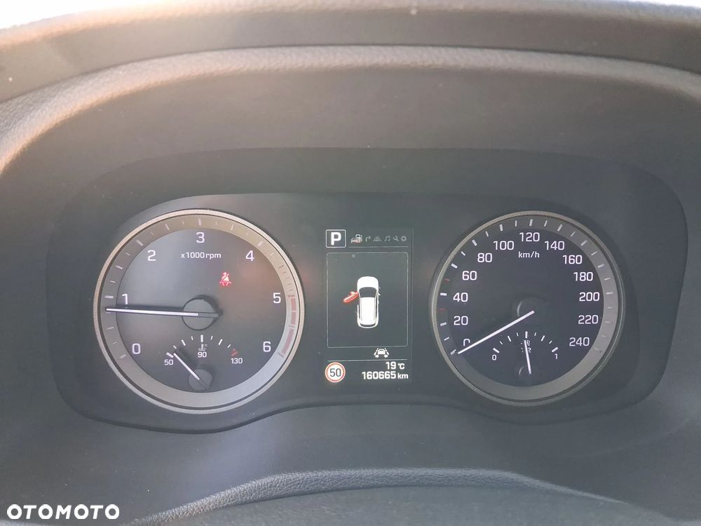 Hyundai Tucson 1.7 CRDI BlueDrive Style 2WD DCT - 16