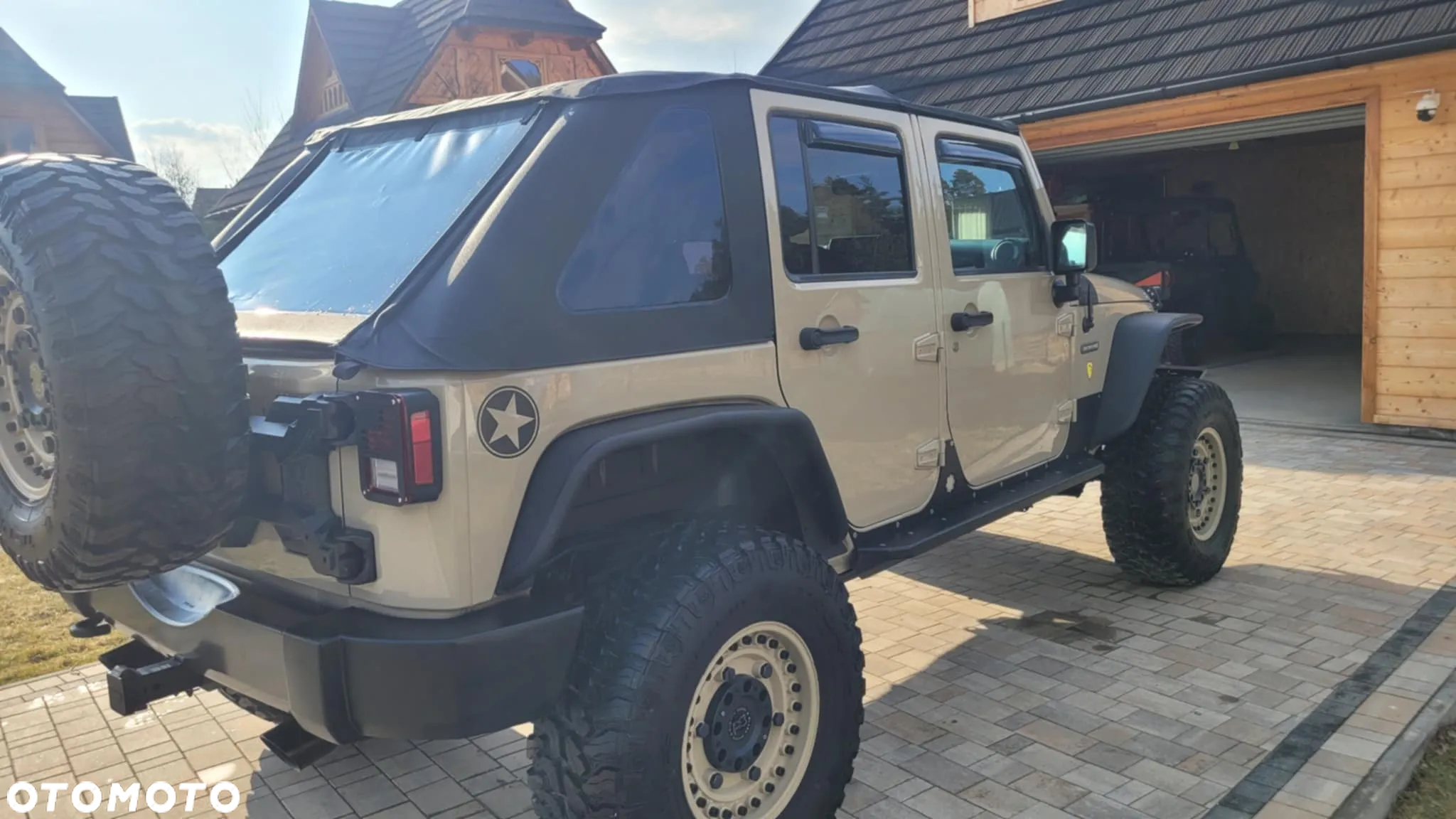 Jeep Wrangler - 4