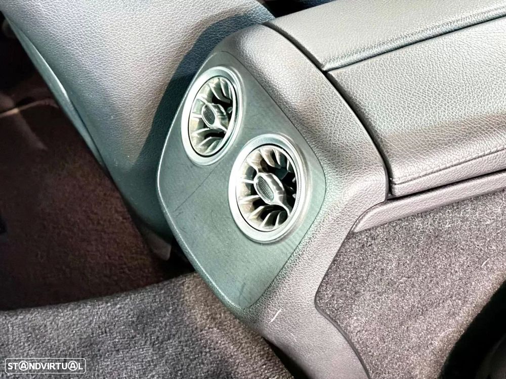 Mercedes-Benz E 220 d AMG Line - 18