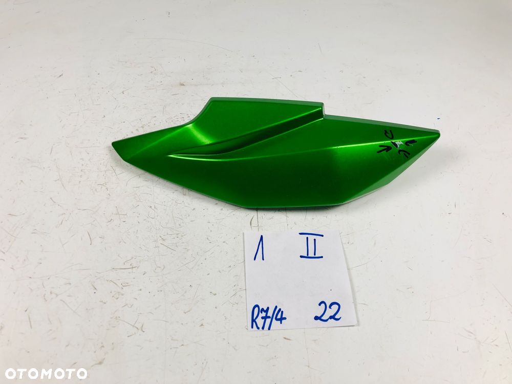 Kawasaki Z300 15-18 owiewka osłona prawa czacha