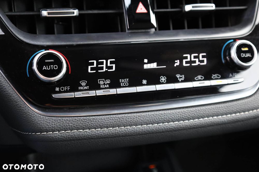 Toyota Corolla 1.8 Hybrid GPF Comfort - 22