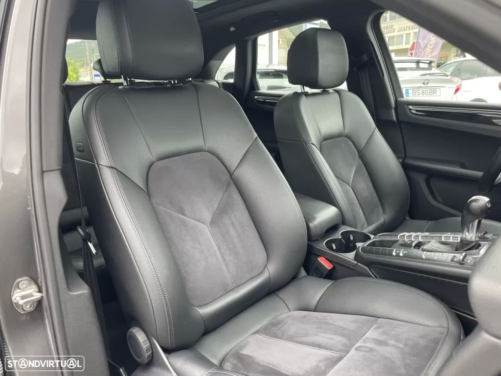 Porsche Macan S - 17