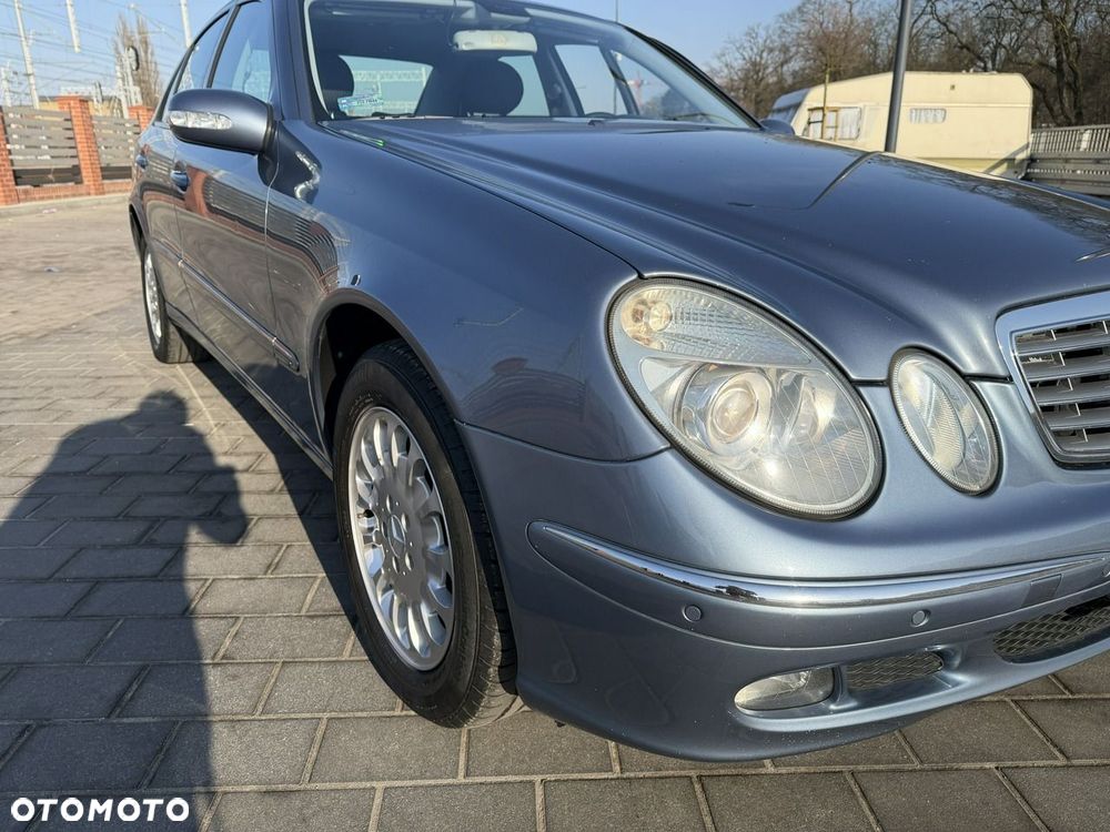 Mercedes-Benz Klasa E 200 Kompressor Automatik Elegance - 26