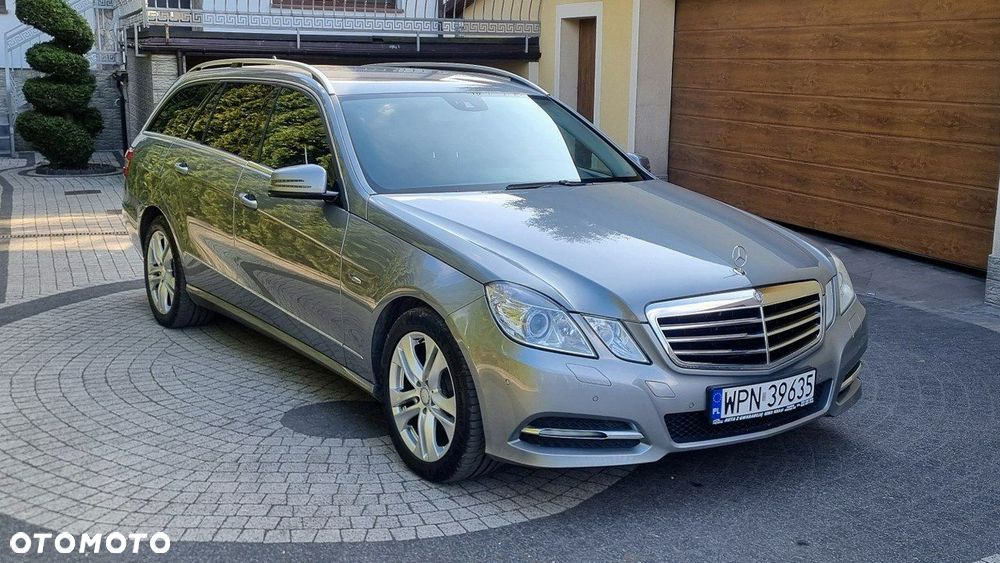 Mercedes-Benz Klasa E - 9