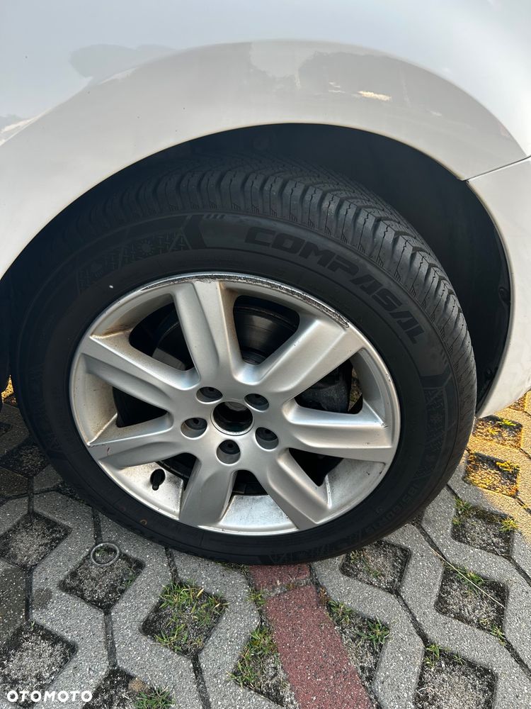Volkswagen Polo 1.6 TDI Comfortline - 8