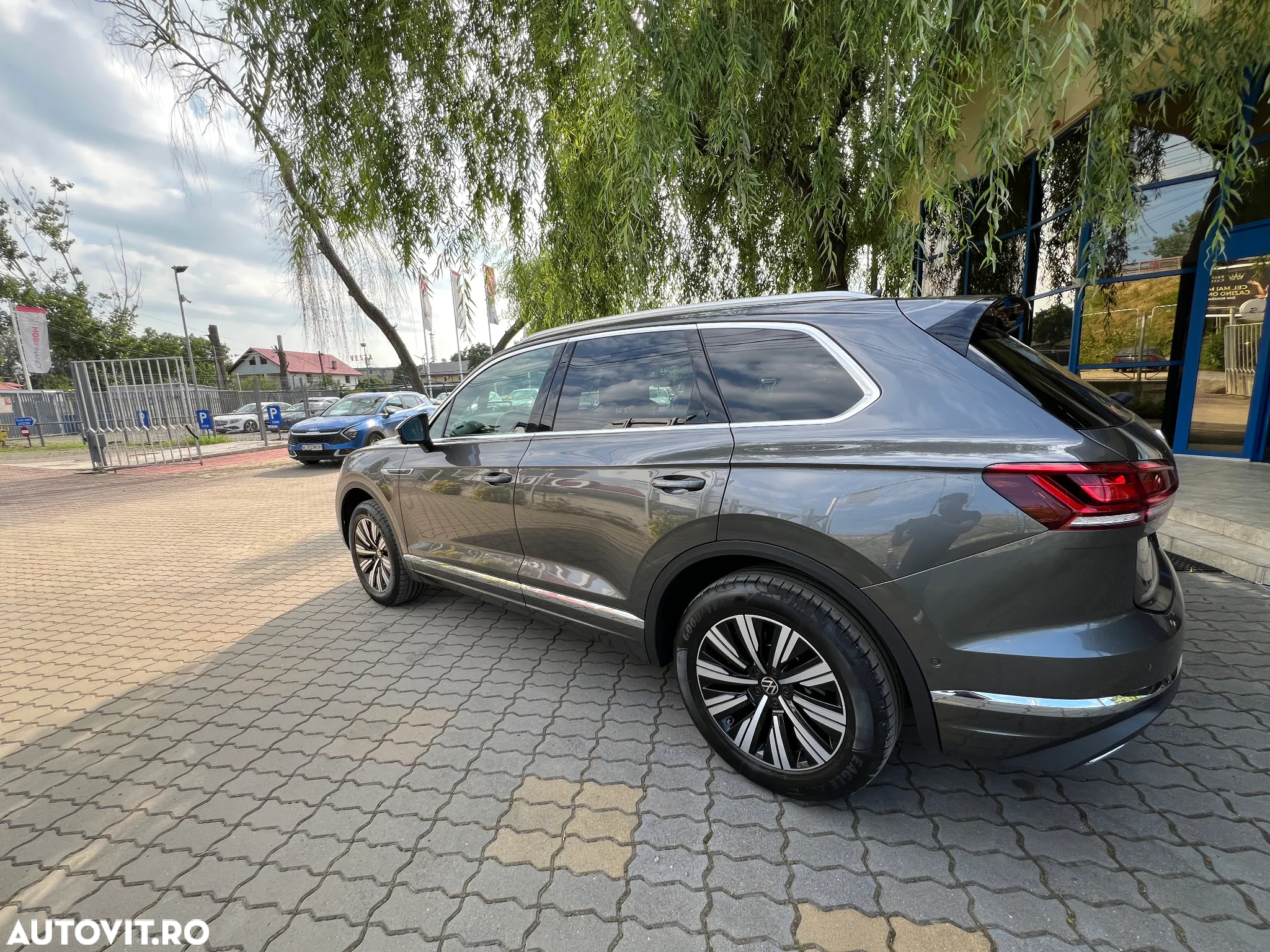 Volkswagen Touareg V6 TDI Elegance - 14