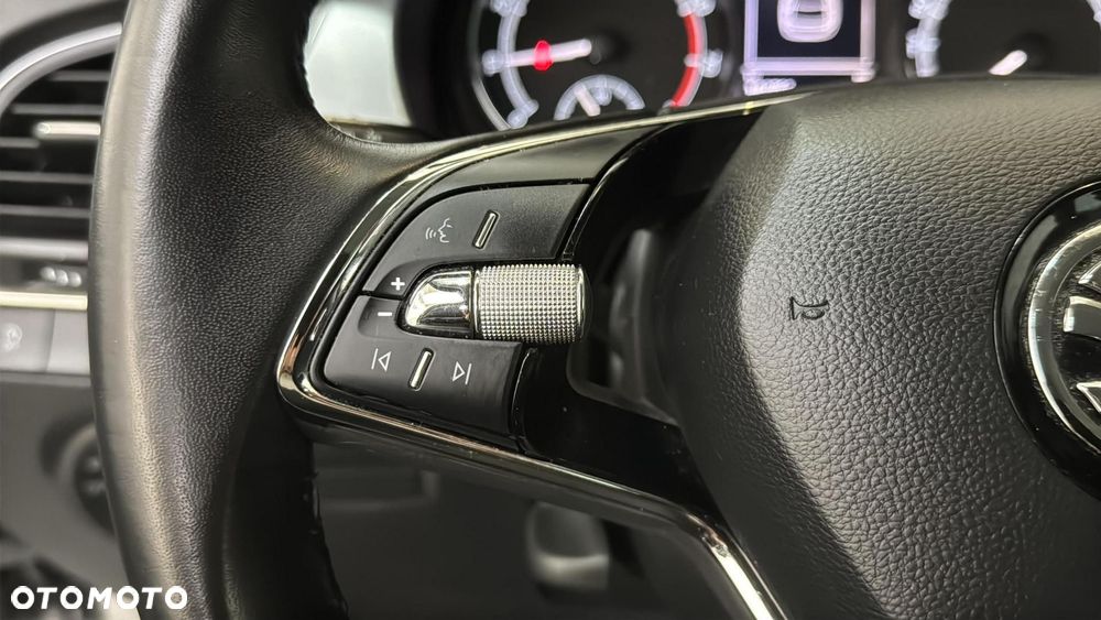 Skoda Fabia 1.0 TSI Ambition - 27