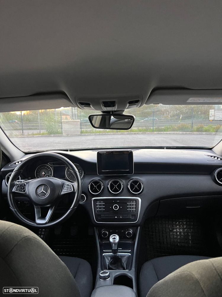 Mercedes-Benz A 180 d Urban - 9
