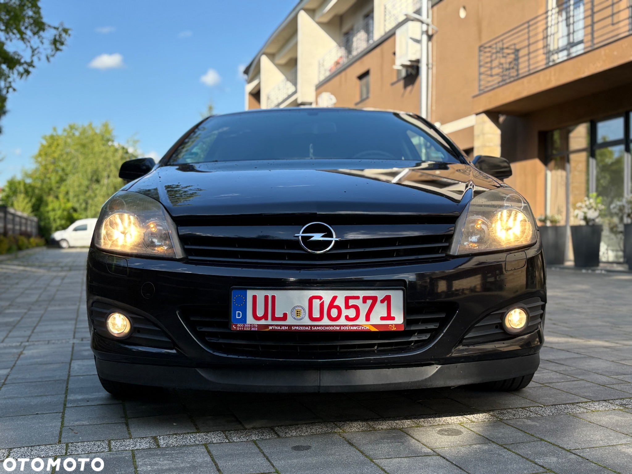 Opel Astra GTC 1.6 - 20
