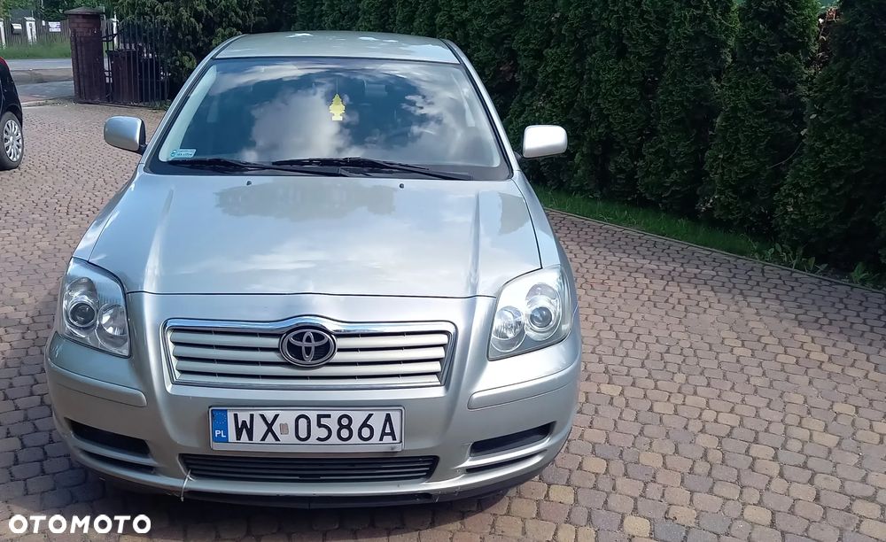 Toyota Avensis 1.8 VVT-i Luna - 5