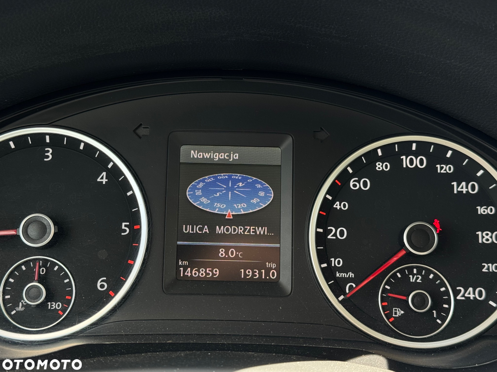 Volkswagen Tiguan - 22