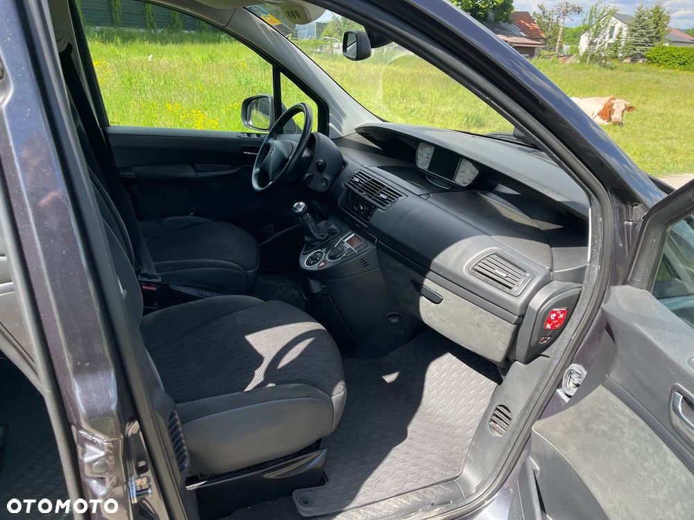 Citroën C8 2.0 HDi Attraction - 11