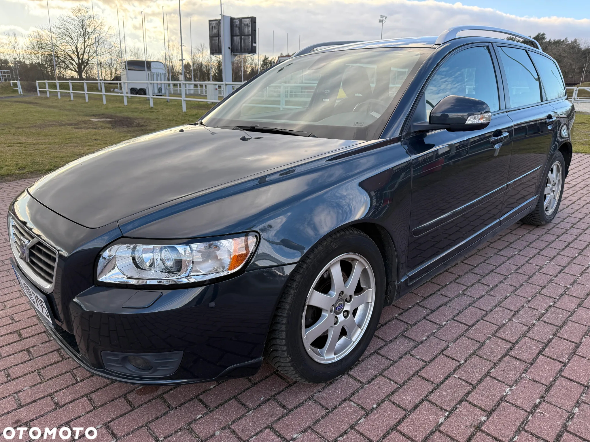 Volvo V50 1.6D DPF Summum - 9