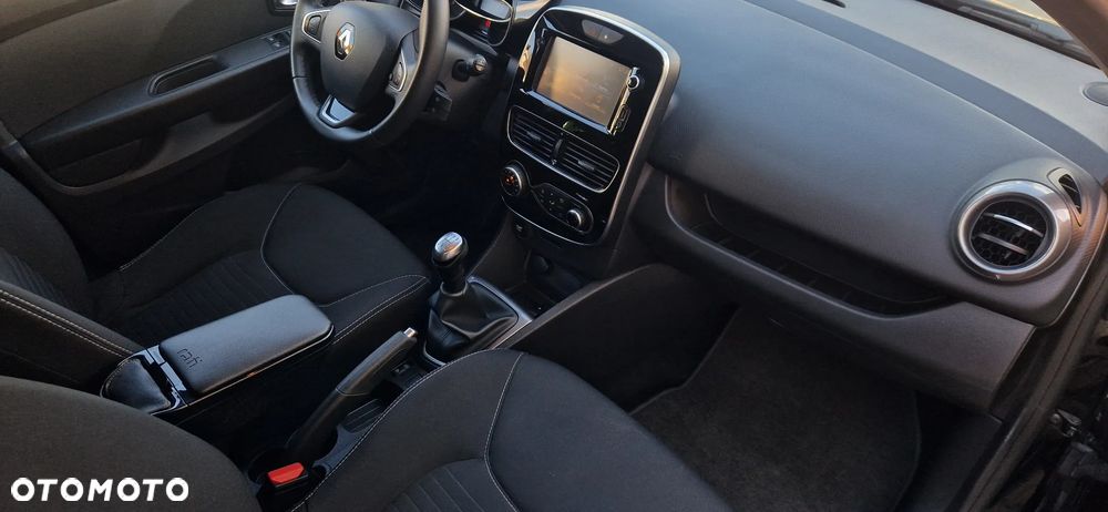 Renault Clio 1.2 16V Limited Plus - 27