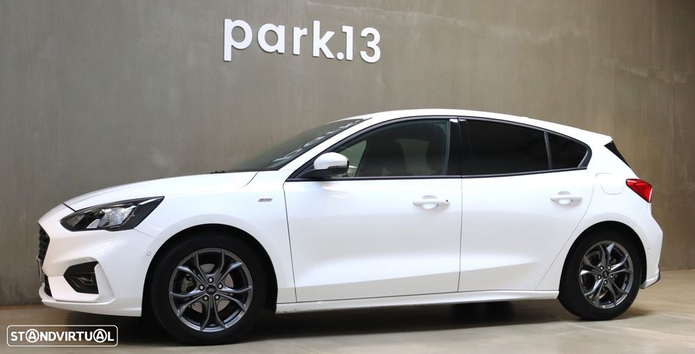 Ford Focus 1.0 EcoBoost ST-Line - 40