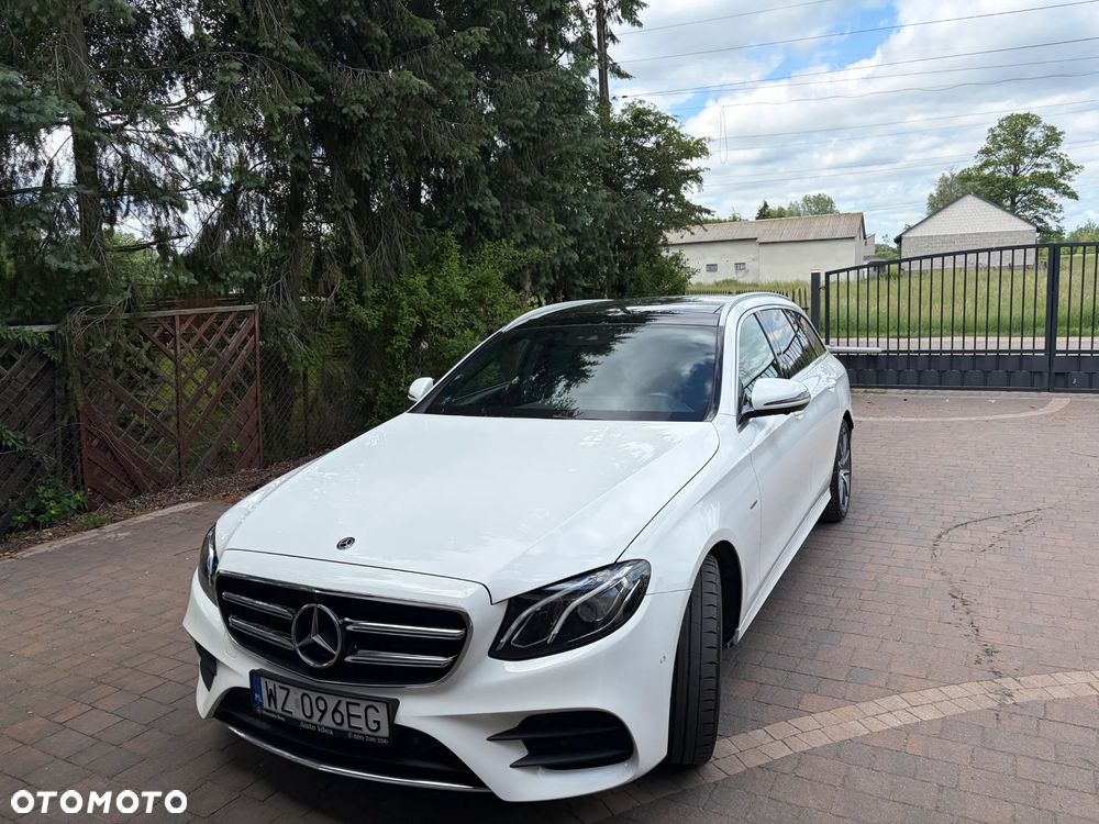 Mercedes-Benz Klasa E 220 d 4-Matic - 1