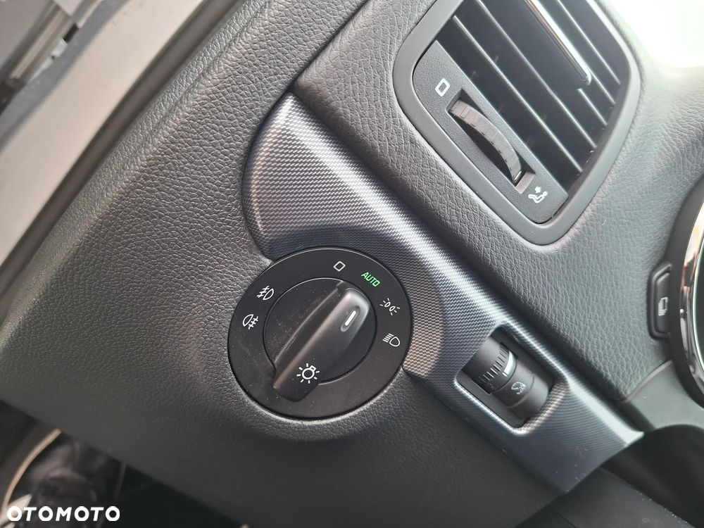 Skoda Yeti 2.0 TDI DPF 4x4 Adventure DSG - 7