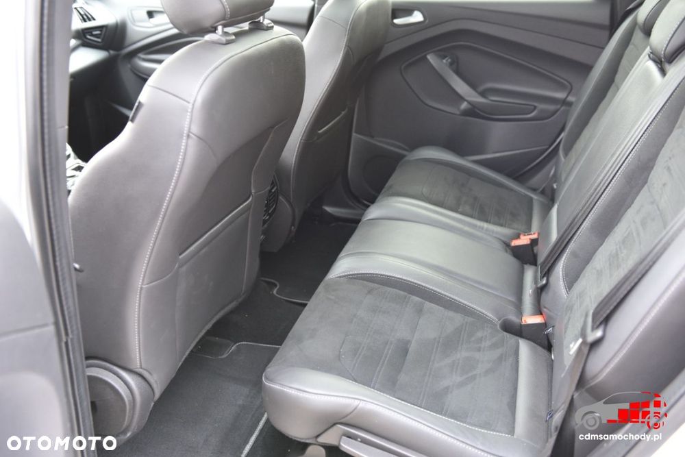 Ford Kuga - 17