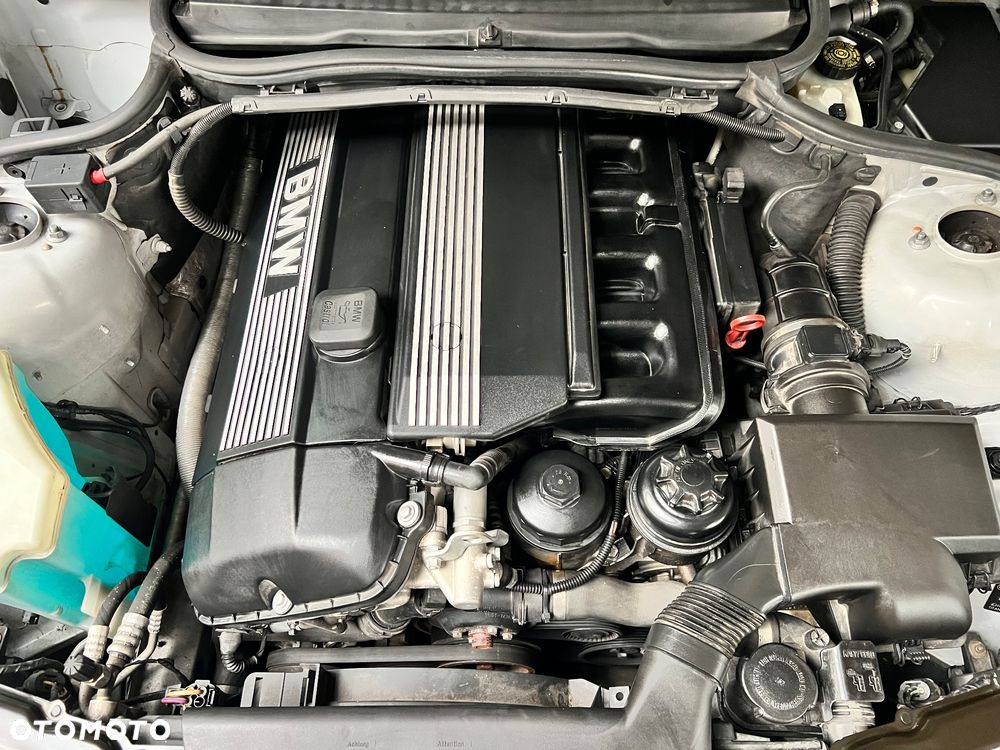 BMW Seria 3 - 26