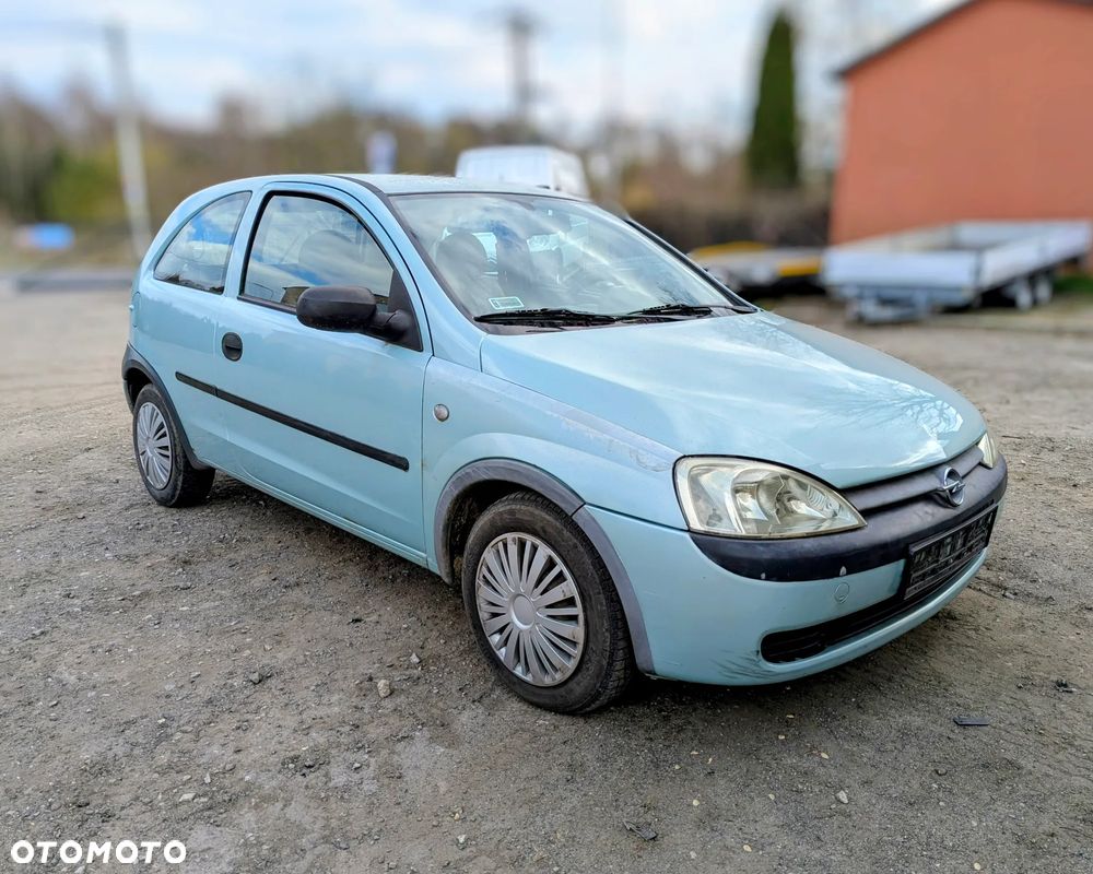 Opel Corsa C 2000–2006 na części - 2