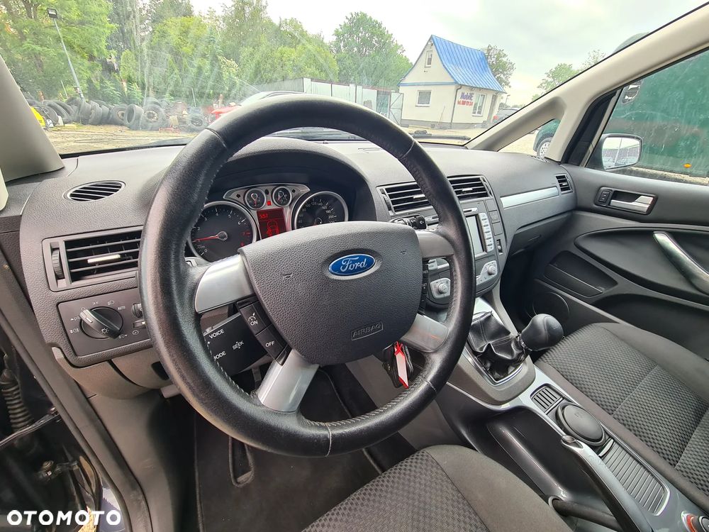 Ford C-MAX - 16