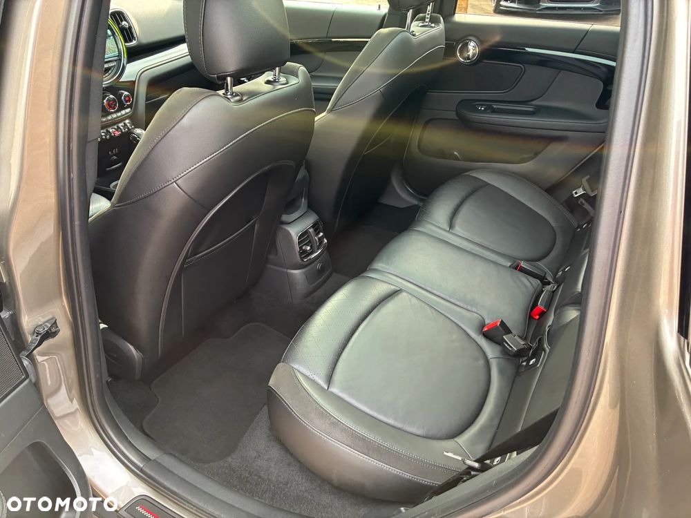 MINI John Cooper Works ALL4 sport - 26