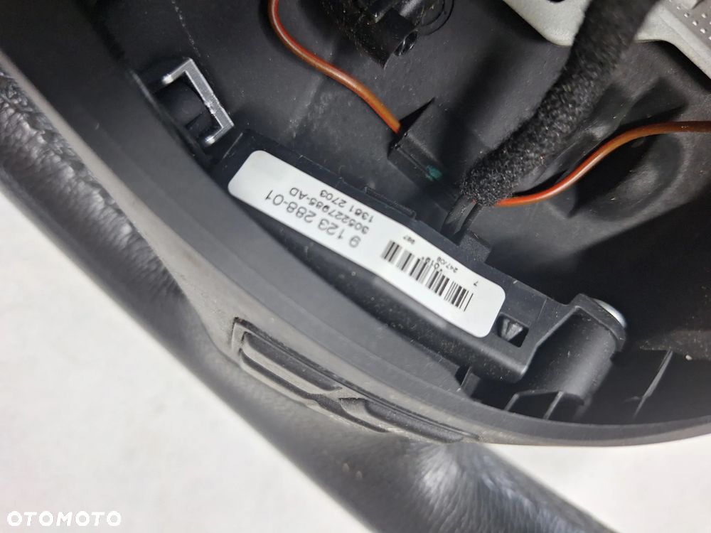KIEROWNICA MULTIFUNKCJA -9123288 -BMW E87/ E90 - 6