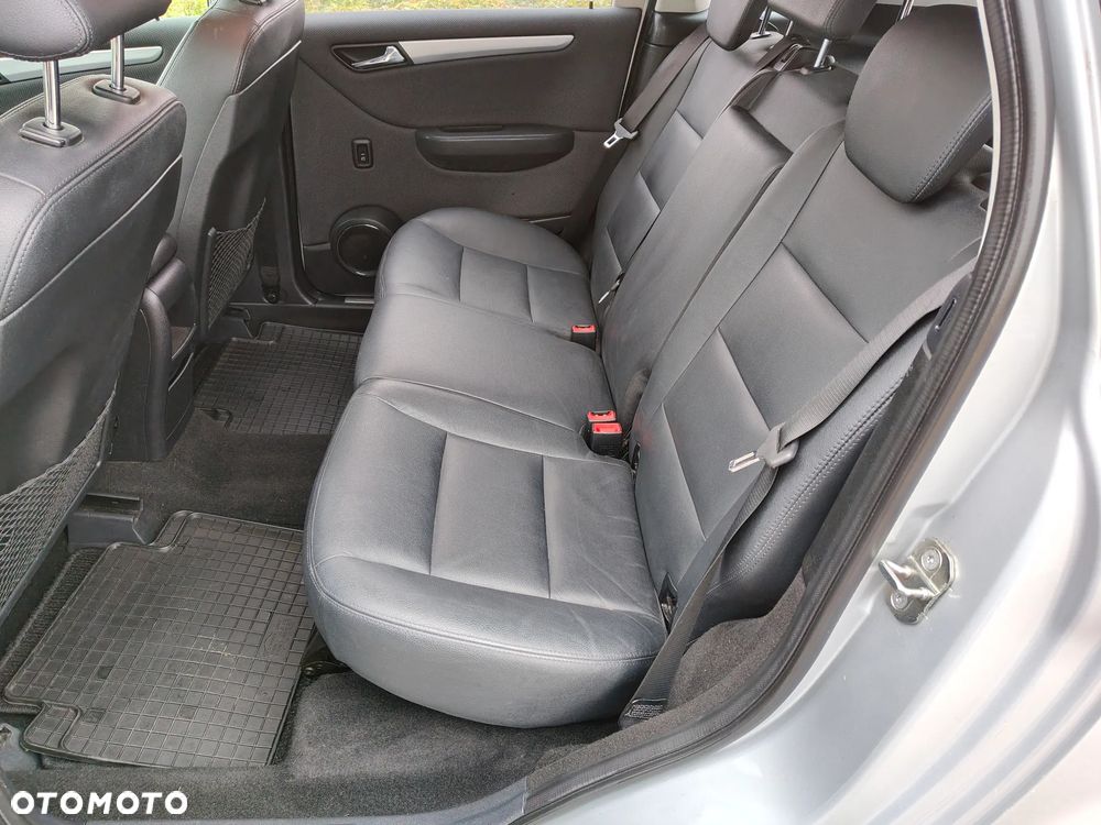 Mercedes-Benz Klasa B 180 CDI Special Edition - 19