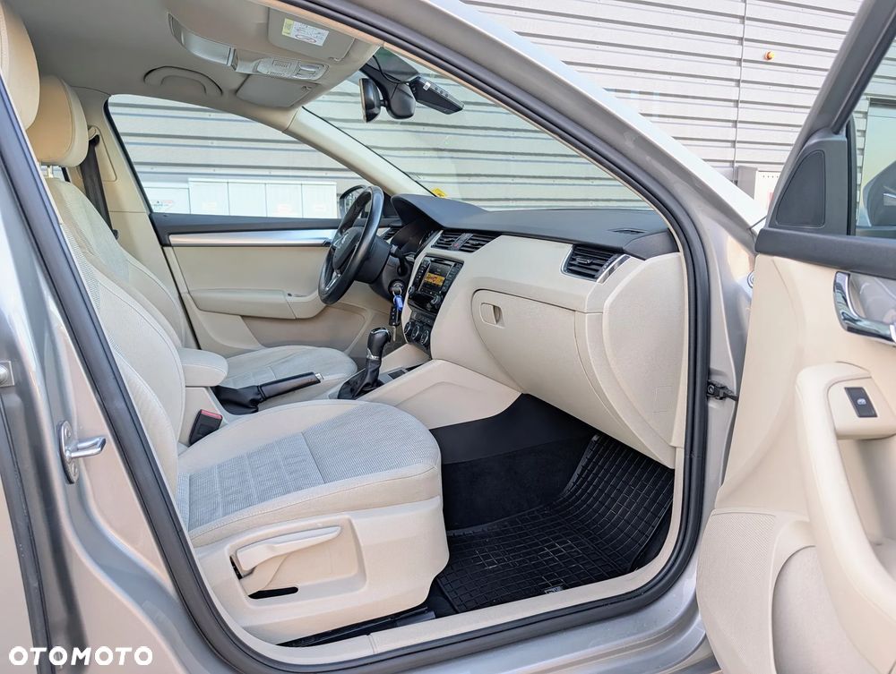 Skoda Octavia 1.6 TDI Active DSG - 7