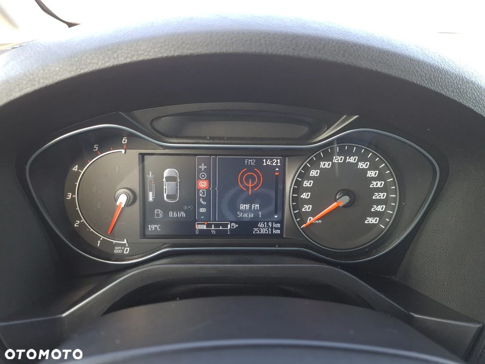 Ford Galaxy 2.0 TDCi Platinium X (Ghia) - 6