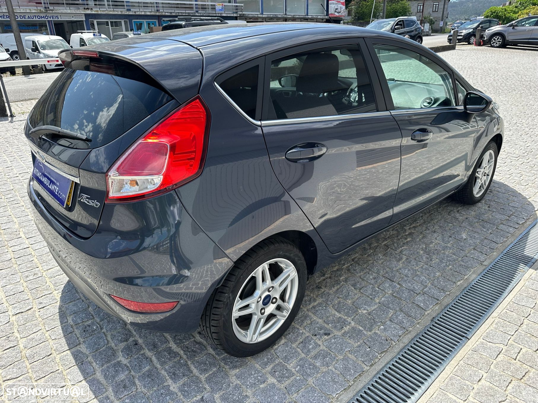 Ford Fiesta 1.0 Ti-VCT Titanium - 2