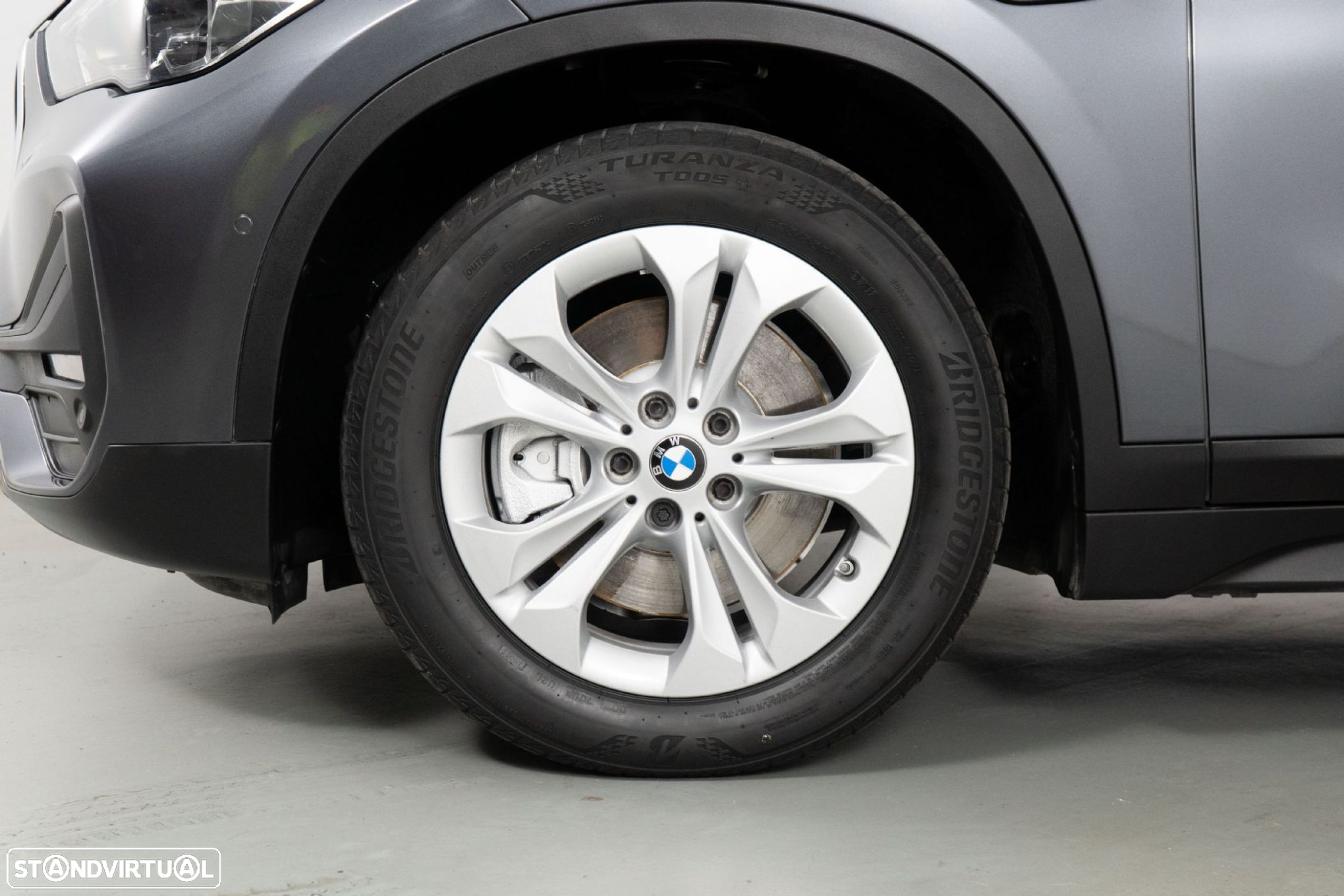 BMW X1 25 e xDrive Corporate Edition - 18