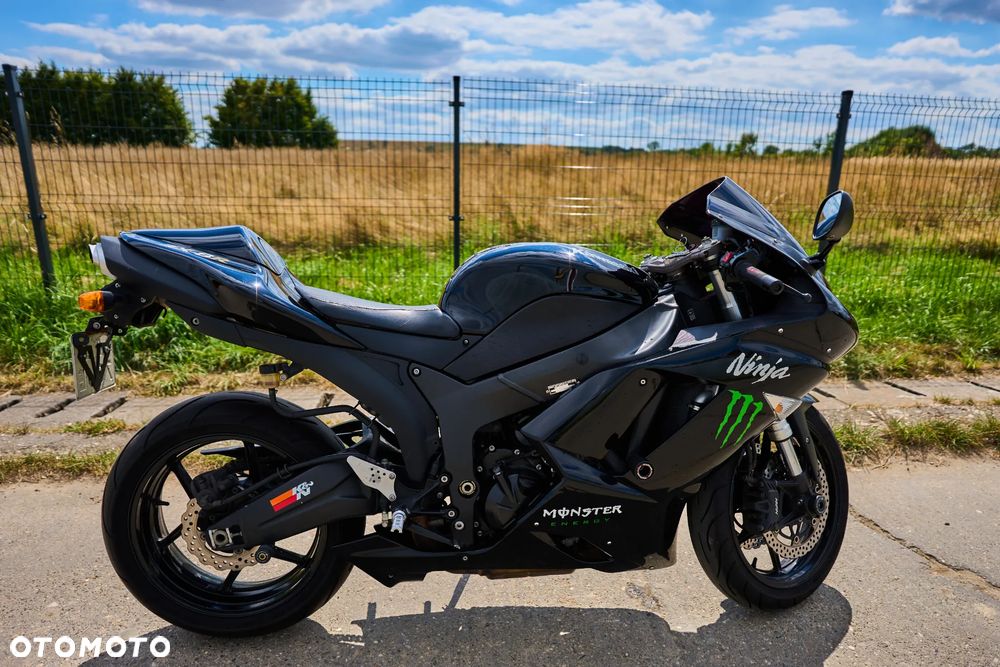 Kawasaki ZX - 22