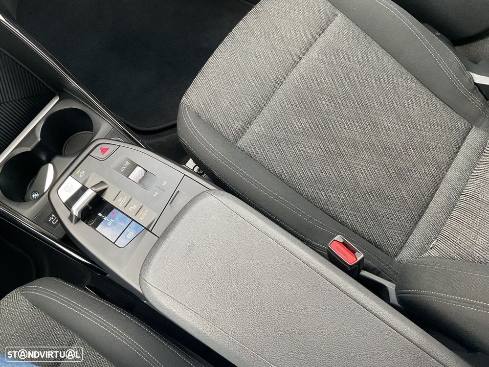 BMW 225xe Active Tourer e xDrive - 34