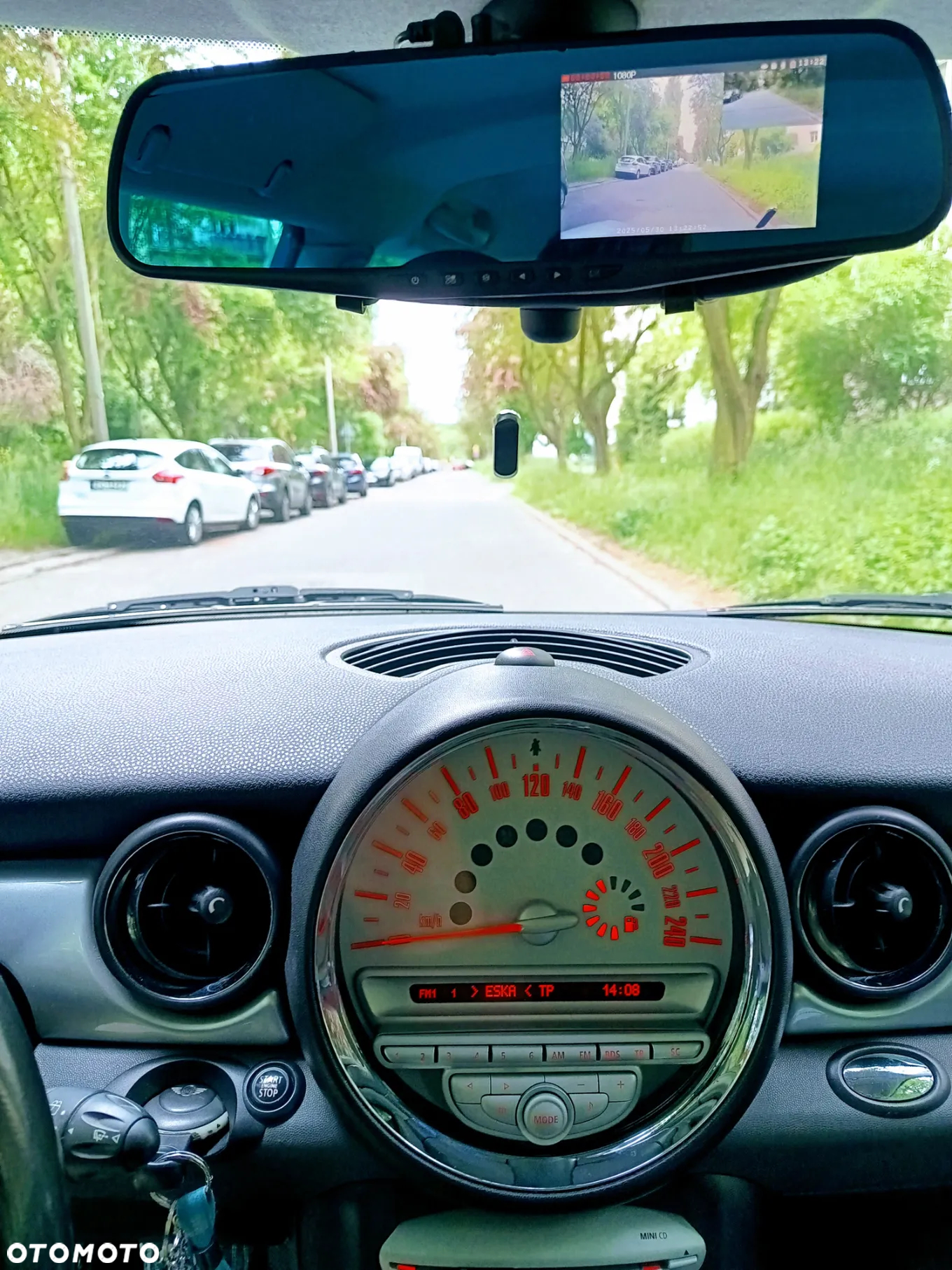 MINI Cooper Standard - 2