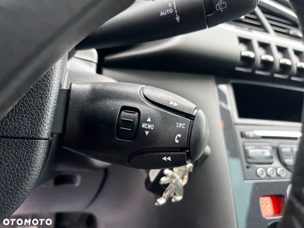 Peugeot 3008 HDi 150 Allure - 22