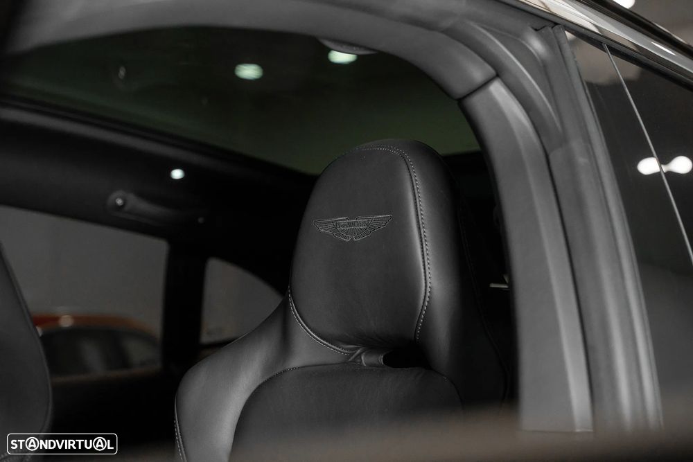 Aston Martin DBX 707 - 29