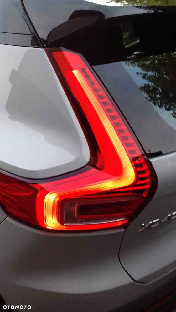 Volvo XC 40 - 22