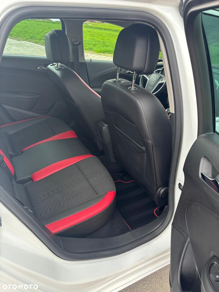 Opel Astra 2.0 BiTurbo CDTI DPF ecoFLEX SportsTourer St - 17