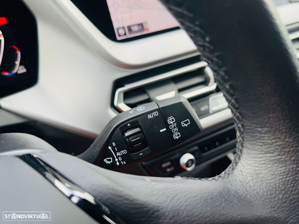 BMW 118 i Advantage Auto - 30