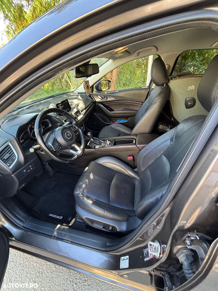 Mazda 3 - 12