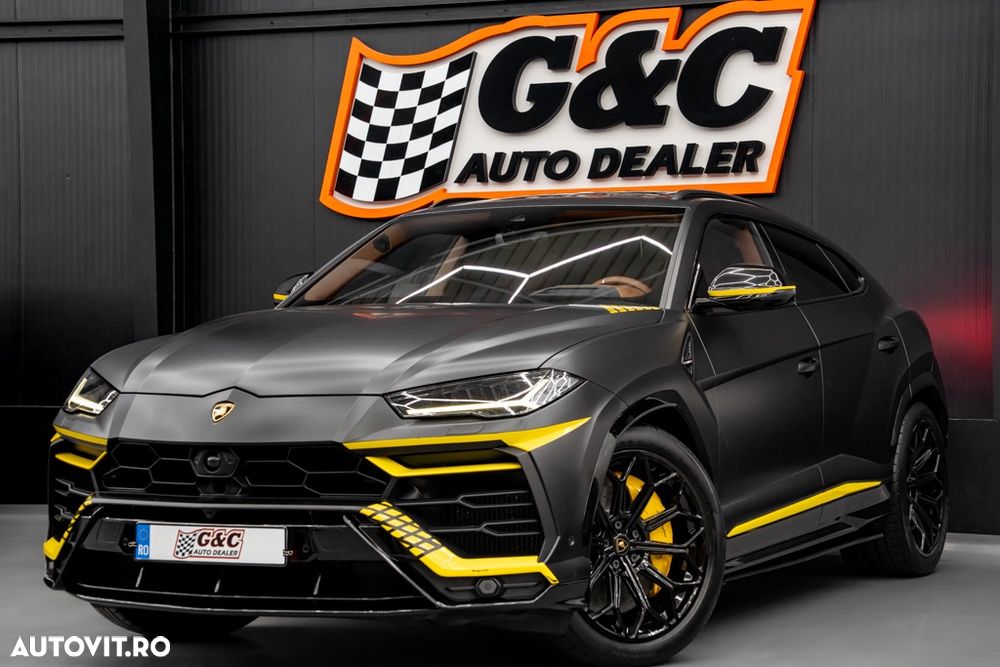 Lamborghini URUS Standard - 1