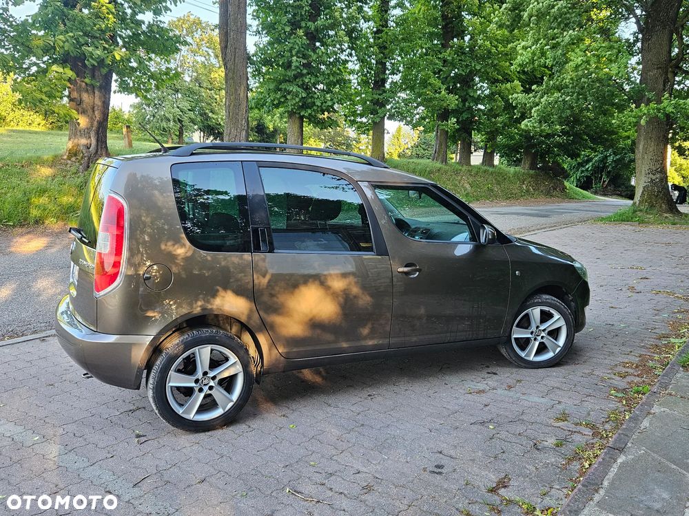 Skoda Roomster 1.6 TDI DPF Elegance PLUS EDITION - 26