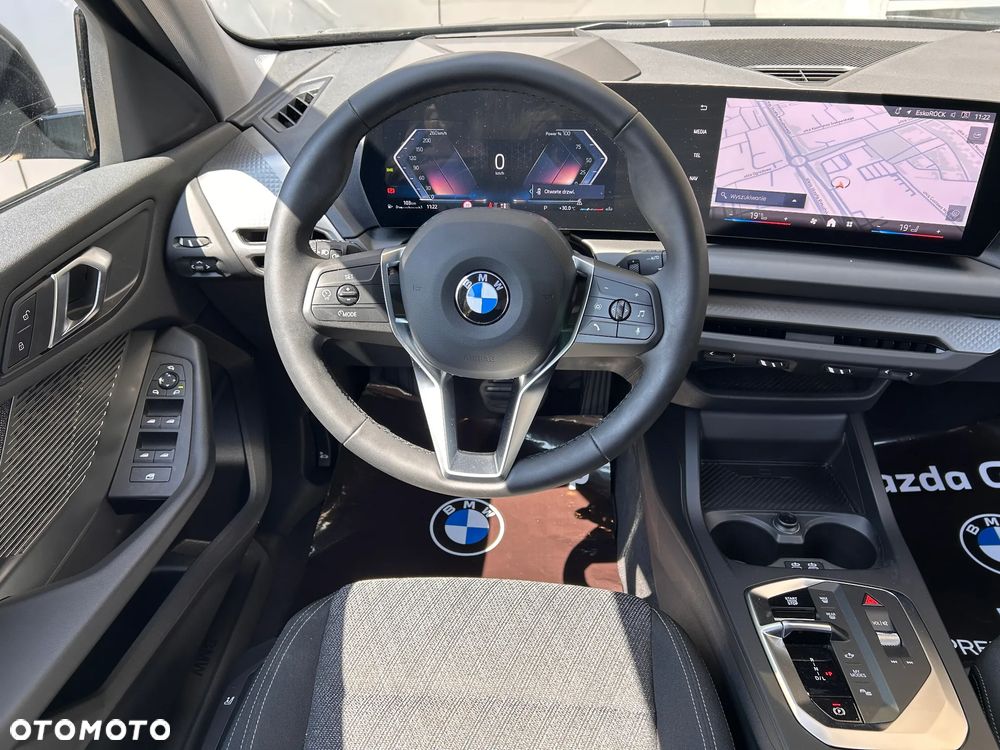 BMW Seria 1 120d mHEV - 24